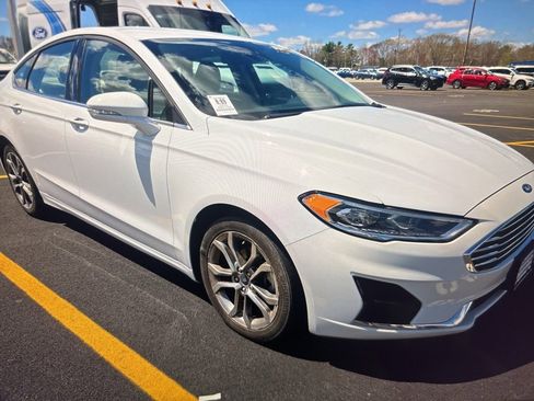 Used 2020 Ford Fusion SEL FWD image 4