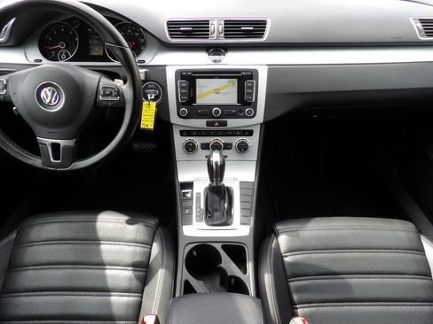 Used 2014 Volkswagen CC R-Line image 14