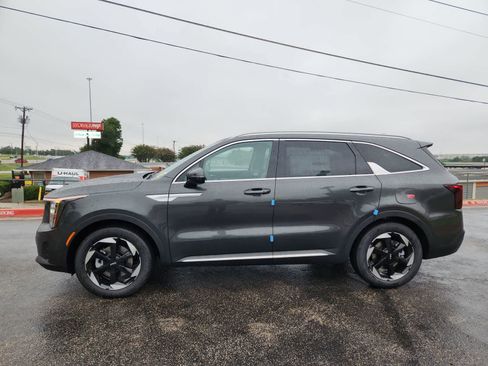 New 2026 Kia Sorento EX AWD/4WD image 4