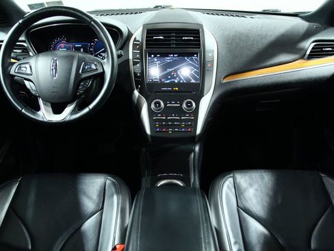 Used 2017 Lincoln MKC Reserve w/ Lincoln MKC Climate Package image 5