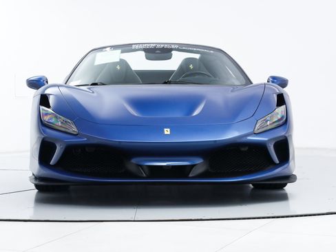 Certified 2023 Ferrari F8 Tributo RWD image 13