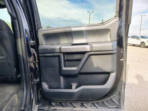 Used 2019 Ford F150 XLT w/ Equipment Group 302A Luxury AWD/4WD image 16