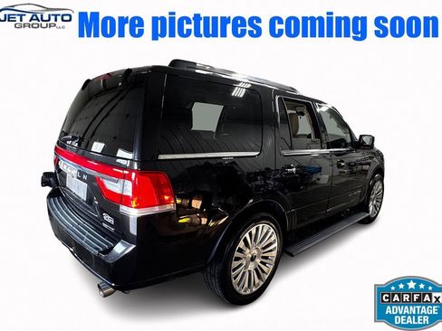 Used 2015 Lincoln Navigator 4WD w/ Equipment Group 101A Reserve image 2