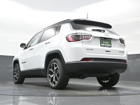 New 2026 Jeep Compass Limited image 13
