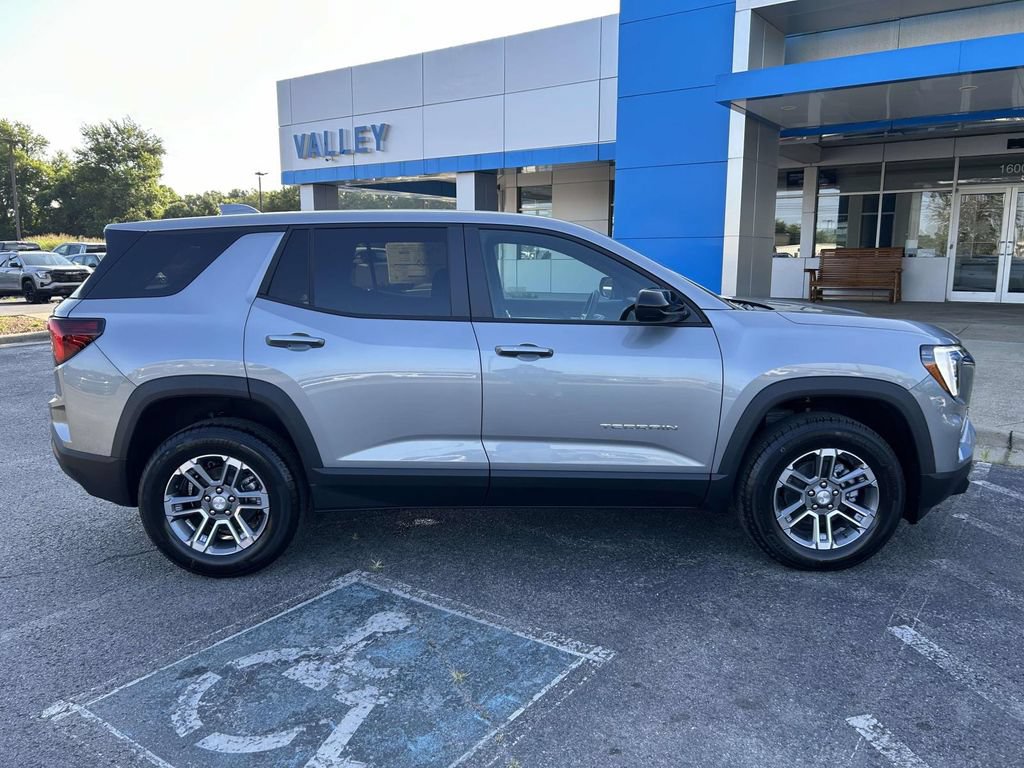 New 2027 GMC Terrain Elevation FWD image 2