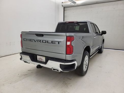 Used 2025 Chevrolet Silverado 1500 LTZ image 23