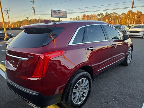 Used 2017 Cadillac XT5 Luxury w/ Driver Awareness Package image 4