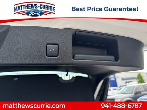 New 2025 Ford Escape SE w/ PHEV Premium Package image 15