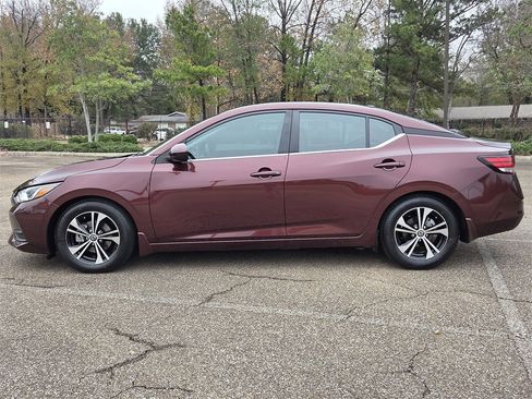 Used 2023 Nissan Sentra SV image 4