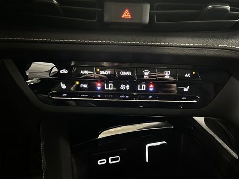 Certified 2022 Buick Envision Preferred image 22