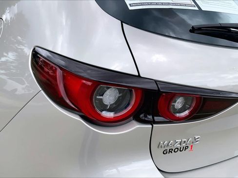 Used 2024 MAZDA MAZDA3 s FWD image 27