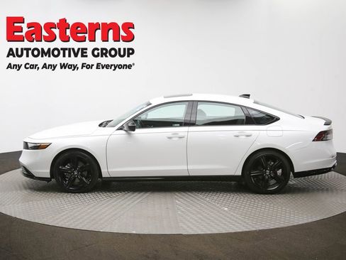 Used 2025 Honda Accord Sport image 61