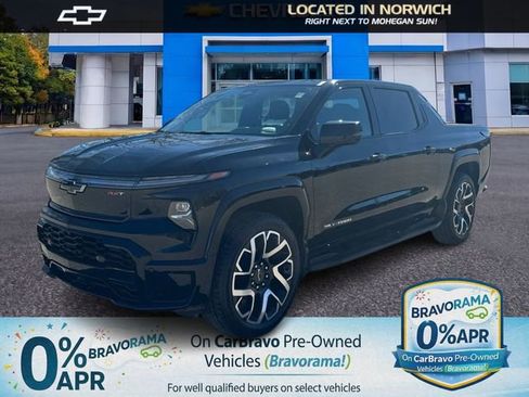 Certified 2025 Chevrolet Silverado EV RST AWD/4WD image 1
