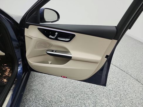 Used 2024 Mercedes-Benz C 300 Sedan image 21