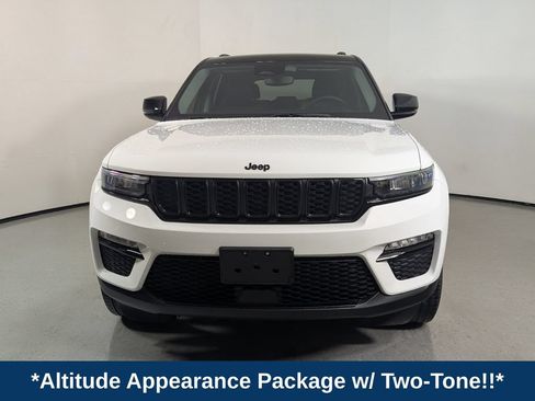 Used 2023 Jeep Grand Cherokee Limited w/ Black Appearance Package AWD/4WD image 2