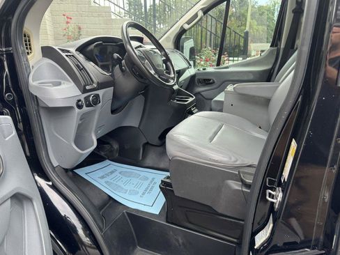 Used 2017 Ford Transit 150 130 Low Roof w/ Exterior Upgrade Package RWD image 5