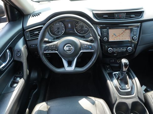 Used 2020 Nissan Rogue S AWD/4WD image 19