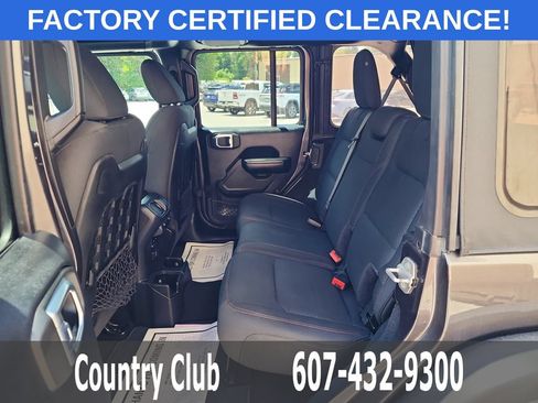 Used 2021 Jeep Wrangler Unlimited Rubicon AWD/4WD image 24