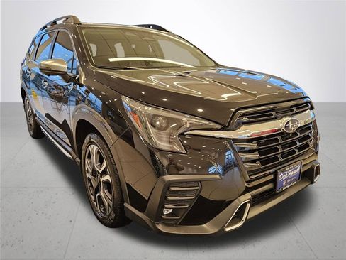 Used 2023 Subaru Ascent Touring image 5