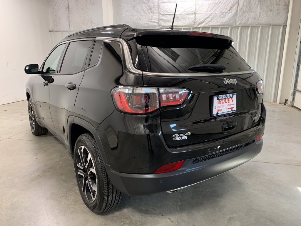 Used 2023 Jeep Compass Limited AWD/4WD image 24