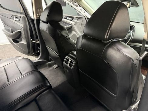 Used 2021 Nissan Maxima 3.5 SV w/ Floor Mat Group FWD image 42