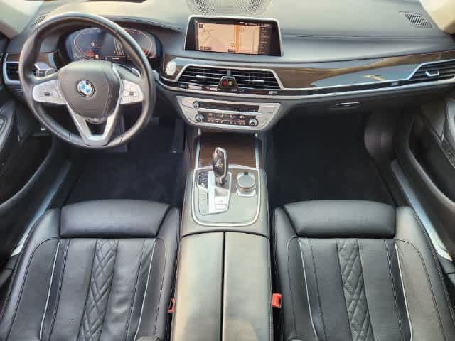 Used 2020 BMW 740i RWD image 10