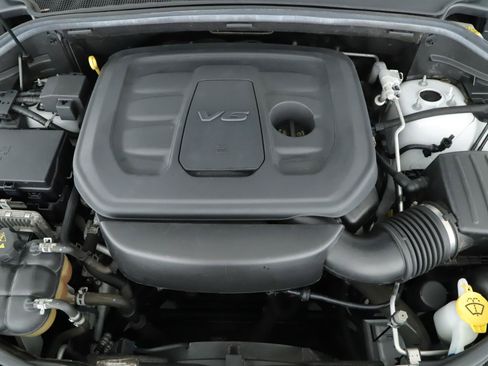 Used 2019 Jeep Grand Cherokee Limited AWD/4WD image 16