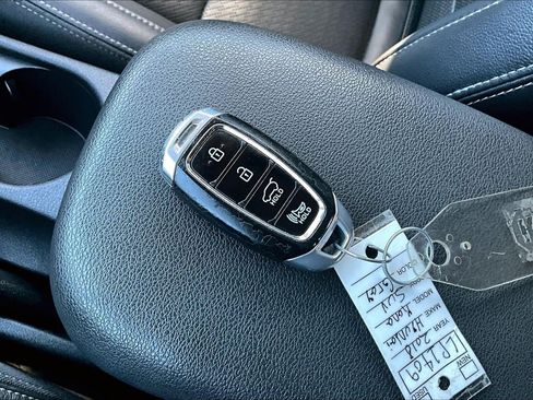 Used 2018 Hyundai Kona Limited AWD/4WD image 10