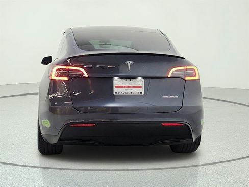 Used 2023 Tesla Model Y Performance AWD/4WD image 6