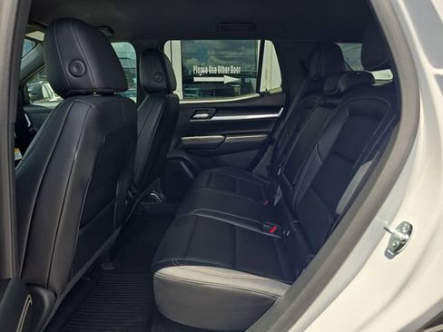 New 2026 GMC Terrain Elevation w/ Elevation Premium Package FWD image 15