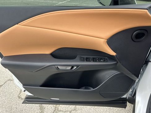 Used 2023 Lexus RX 350 Premium image 25