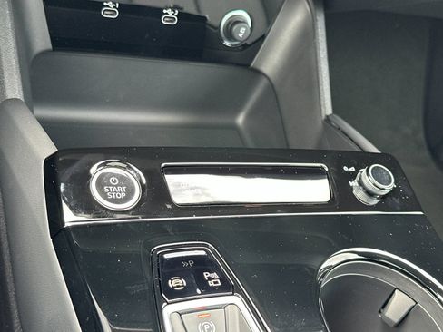 New 2027 Audi Q6 e-tron Premium Plus AWD/4WD image 20