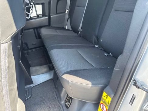 Used 2007 Toyota FJ Cruiser 4WD w/ Upgrade Pkg 2 image 11