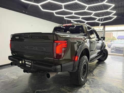 Used 2025 Ford F150 Raptor AWD/4WD image 3
