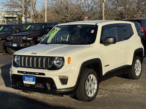 Certified 2023 Jeep Renegade Latitude AWD/4WD image 1