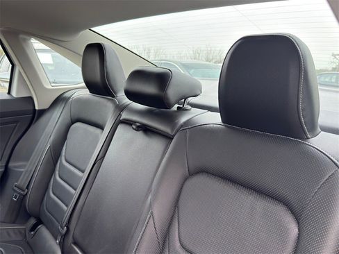 Used 2022 Volkswagen Jetta SEL image 27