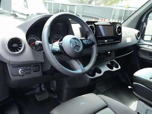 New 2025 Mercedes-Benz Sprinter 2500 image 3