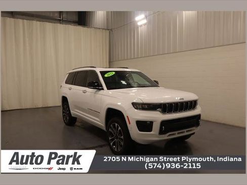 Certified 2022 Jeep Grand Cherokee L Overland w/ Luxury Tech Group IV AWD/4WD image 1