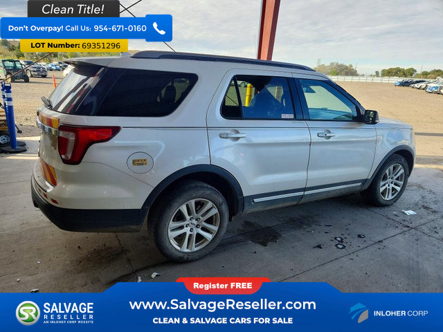 Used 2019 Ford Explorer XLT w/ Equipment Group 201A AWD/4WD image 4