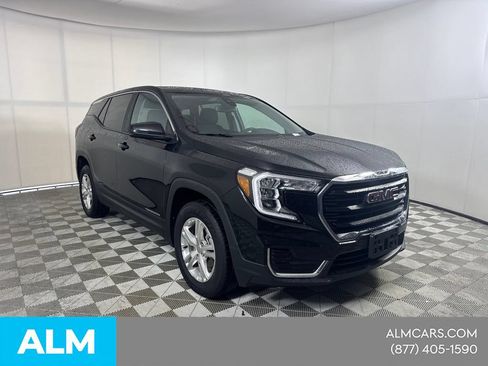 Used 2024 GMC Terrain SLE AWD/4WD image 3