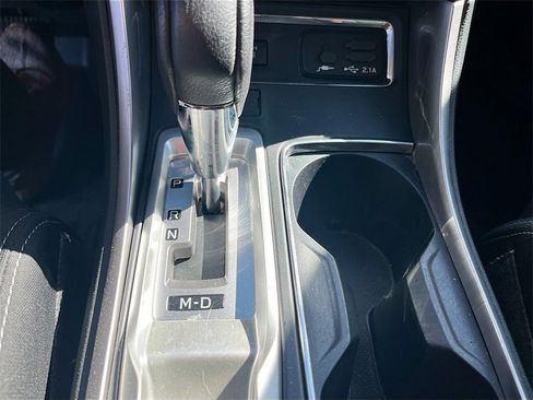 Used 2020 Subaru Ascent Premium w/ Convenience Package image 16