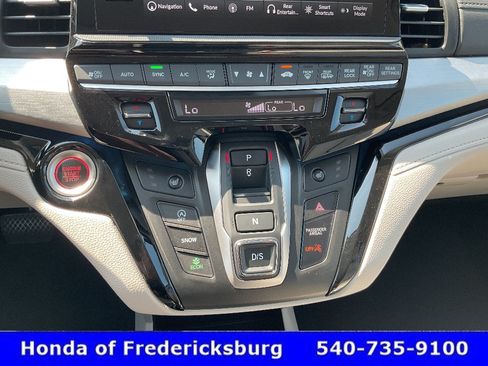 Certified 2026 Honda Odyssey Touring image 26