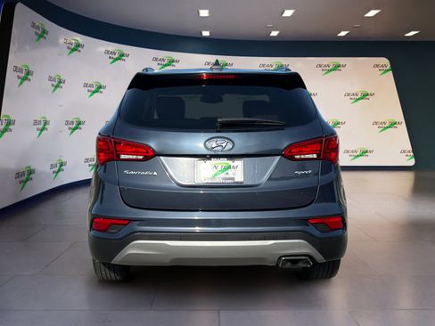 Used 2017 Hyundai Santa Fe Sport image 7