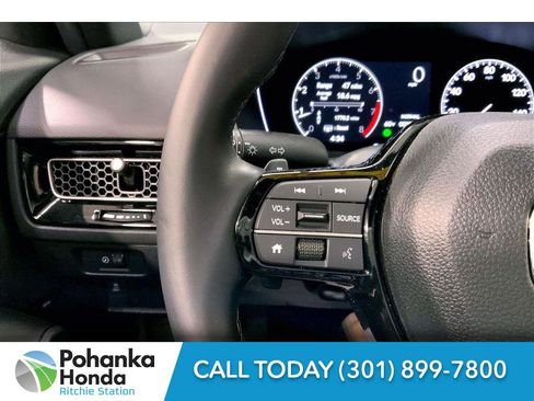 Used 2025 Honda Civic Sport image 21