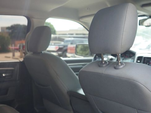 Used 2019 RAM 1500 Big Horn RWD image 36