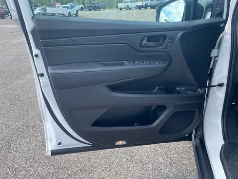 Used 2025 Honda Odyssey EX-L image 15