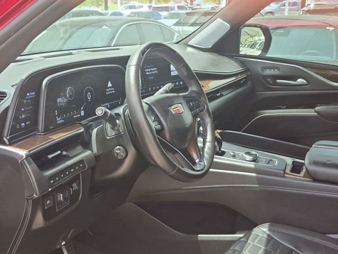 Used 2023 Cadillac Escalade Sport Platinum w/ Heavy-Duty Trailer Package AWD/4WD image 10