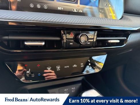 New 2026 Nissan Kicks SR w/ Cold Weather Package image 15