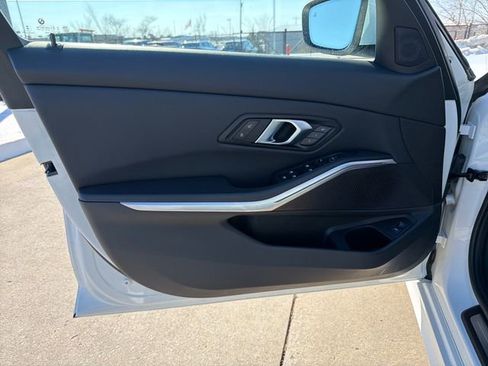 Used 2025 BMW 330i xDrive 330i xDrive image 10