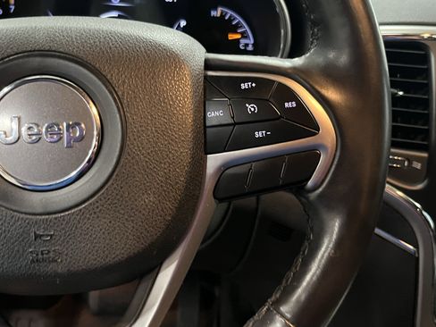 Used 2018 Jeep Grand Cherokee Limited w/ Luxury Group II AWD/4WD image 22